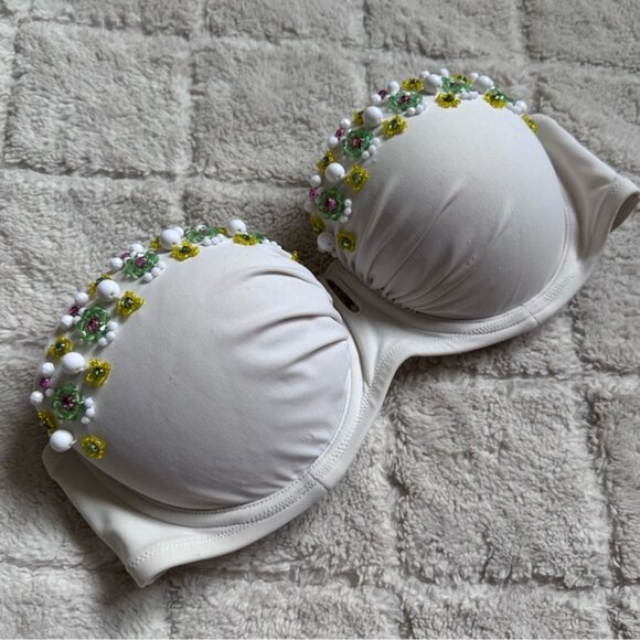 Victoria's Secret | White and Yellow Floral Beaded Bikini Top | Size 36C - Picture 3 of 8